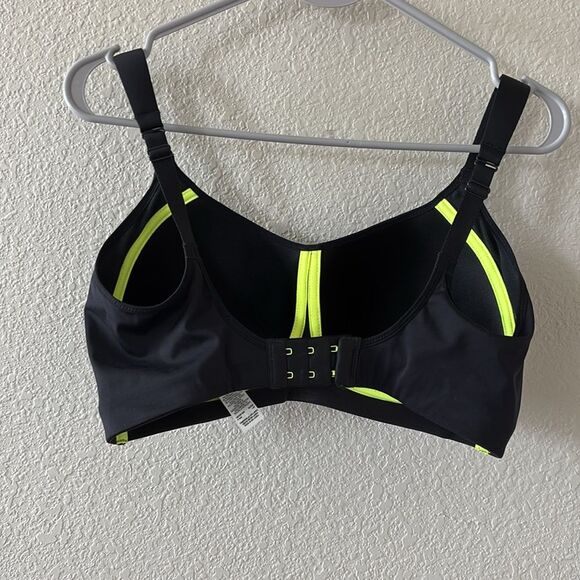 NIKE Dri Fit Pro Hero Bra size 34DD (e) - Picture 2 of 5